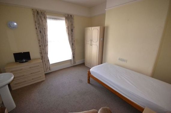 Flat to rent